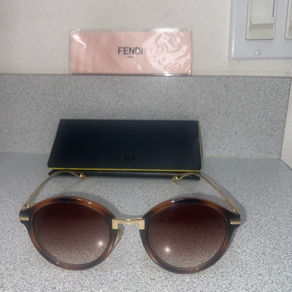 Fendi 9707 C3 Tortoise Shell Round Gradient Sunglasses 49-22-138 NWOT - Picture 3 of 11